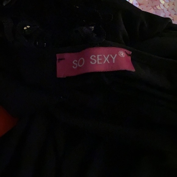 Dress host pick Vacation ready NWOT detailed Open back cocktail black dress US6 - Picture 8 of 9